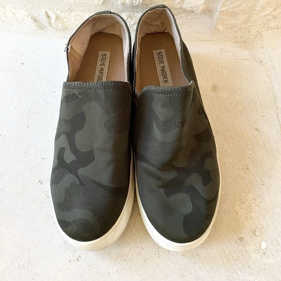 Steve Madden Zayna Platform Slip On Sneakers Green Camouflage Women's Size 10 - Picture 1 of 9